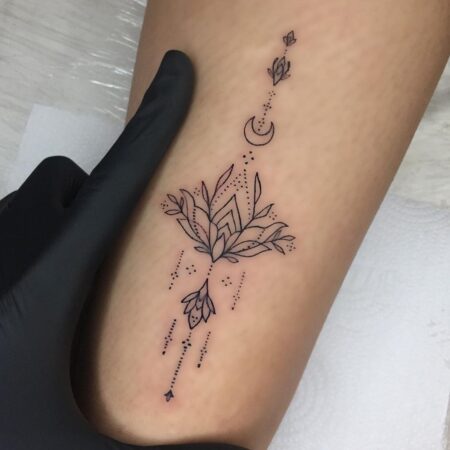 Tatuagem feminina @felipegomes.tattoo - Felipe Gomes