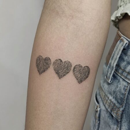 Tatuagem feminina @tili.tattoo - Tilie Andrade